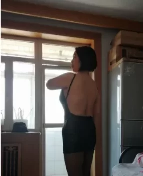 长春老人汽车厂“佰嗬”姐