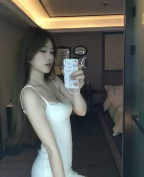 天河区酒吧女，身材好人也漂亮。长的帅的可以试试约一下