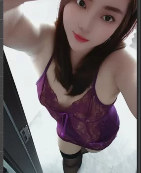 性感极品粉嫩的小姐姐