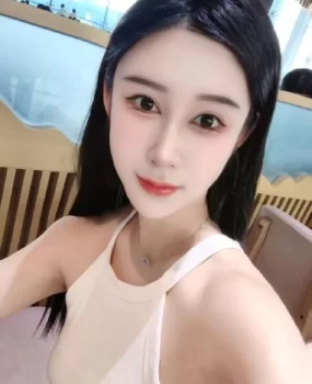 深圳娇嫩小骚货