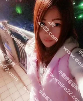 步行街开源路交叉口楼凤