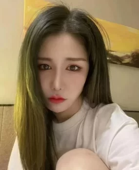 疯狂骑驾输出清纯羞涩小妹 娇喘声淫荡 嫩穴淫水泛滥